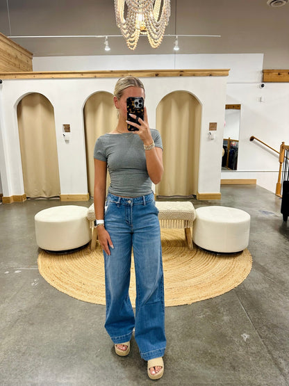 High Rise Wide Leg Jeans - Arete Style